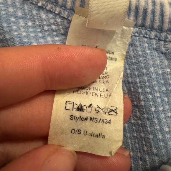 Niki Niki one shoulder top - Picture 3 of 4